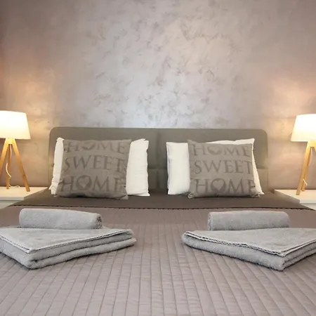 Kokpit - Stan Na Dan Novi Belvil, Parking 5 Evra Dan アパート ベオグラード