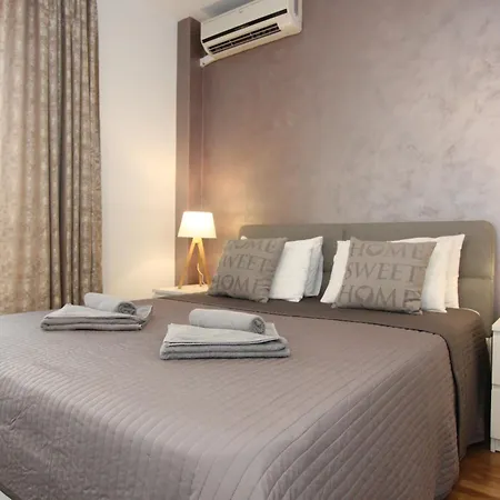 Appartamento Kokpit - Stan Na Dan Novi Belvil, Parking 5 Evra Dan *