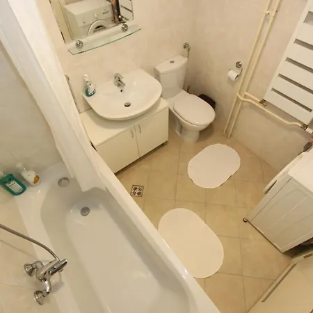 Kokpit - Stan Na Dan Novi Belvil, Parking 5 Evra Dan アパート ベオグラード